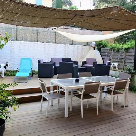 بيت للعطل Maison Partagee, 2 Avec Clim, 15 Min *